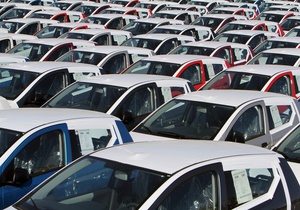Пошлины на импортные авто вызвали ажиотаж на рынке: продажи подскочили на треть