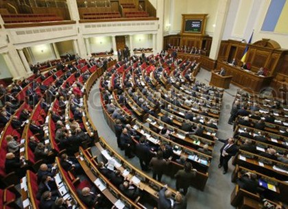 Депутаты отказались принять закон об усыновлении, предложенный Януковичем