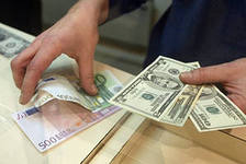 Евро и доллар открыли межбанк ростом котировок
