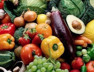 Таможенники корректируют стоимость импорных овощей и фруктов