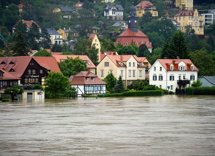 Наводнение в Европе: Германия вводит войска для борьбы со стихией (ФОТО)