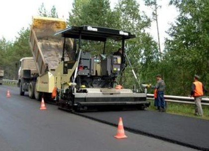 Харьковские прокуроры заинтересовались, почему отремонтированная дорога не пережила зиму