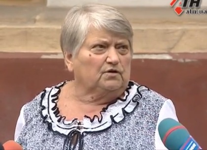 Бабушка погибшей Юлии Ирдиненко заявила, что внучку поджег Сергей Синсиневич (ВИДЕО)