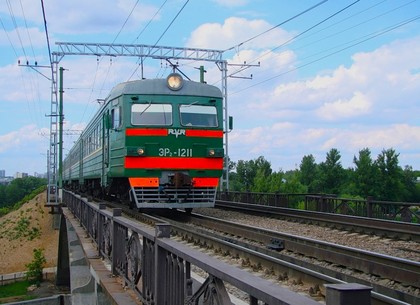 В Харькове электрички будут приходить на Южный вокзал