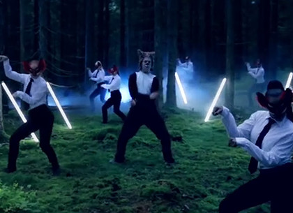 Gangnam Style по-норвежски: песня про лису взорвала Интернет (ВИДЕО)