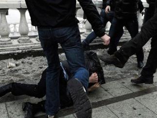 Под Харьковом школьники жестоко избили и ограбили пенсионера