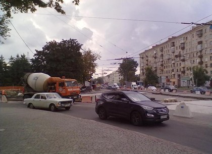 На Московском проспекте ремонтируют трамвайные пути: временные маршруты транспорта