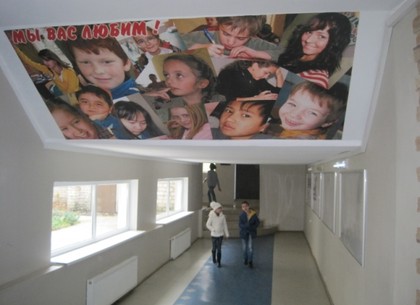 Харьковские школьники спасут жизни детей, отказавшись от ресторанов и лимузинов