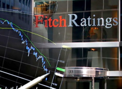 Fitch обрушил рейтинги сразу девяти украинских банков: список