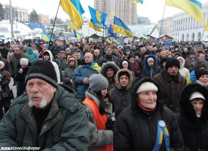 Янукович пообещал освободить задержанных активистов Евромайдана