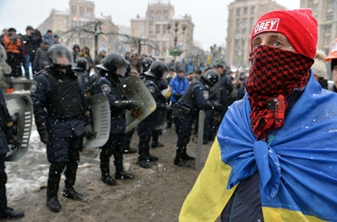 МВД предъявило требование к митингующим в центре Киева