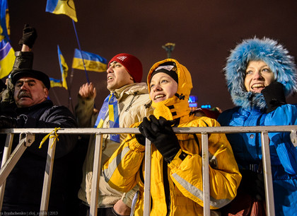 Ночной Евромайдан: жизнь протестующих после полуночи (ФОТО)