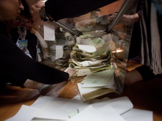 На повторные выборы в Верховную Раду пришла половина избирателей