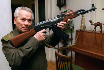 Умер Михаил Калашников, создатель автомата АК-47