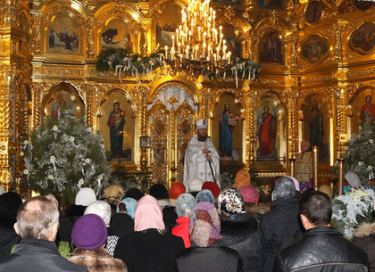 В каких храмах Харькова пройдут ночные Рождественские богослужения