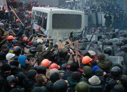 Конгресс местного самоуправления Украины: Любые проявления экстремизма должны быть срочно прекращены