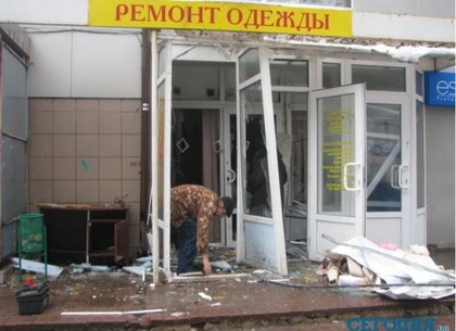 Итоги дня в Харькове: взрыв банкомата, проблемы аэропорта, строительство метро