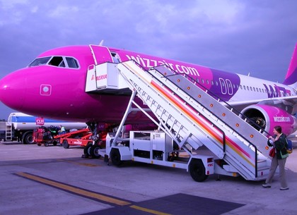 Wizz Air Украина сокращает количество международных рейсов