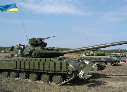 Как под Харьковом стреляли танки (ФОТО)