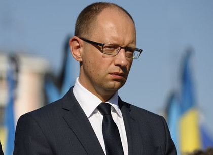 Яценюк поручил силовикам ускорить расследование покушения на Кернеса