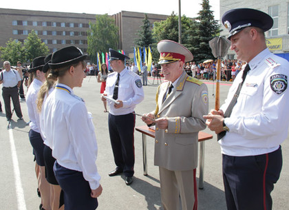 В харьковском Университете внутренних дел состоялся офицерский выпуск (ФОТО)