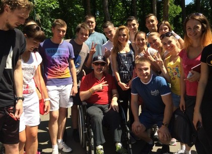 Кернес вернулся в Харьков и поддержал активную молодежь (ФОТО)