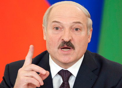 Лукашенко: Крым украинский, а ДНР и ЛНР держаться благодаря России