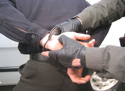 В Харькове и области наказали милиционеров, которые задерживали людей без оснований