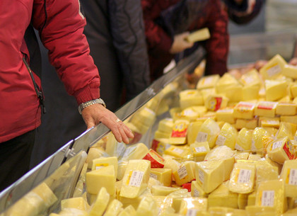 Россия запретила украинские сырные продукты