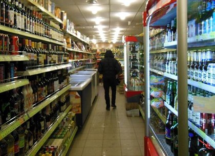 В Украине могут подешеветь сигареты и алкоголь