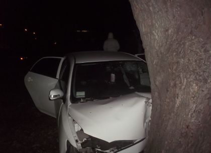 Смертельное ДТП в Харькове: пассажирка погибла, водитель сбежал (ФОТО)