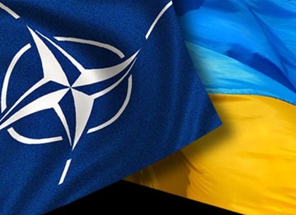 Украина вступит в НАТО только после референдума – Порошенко