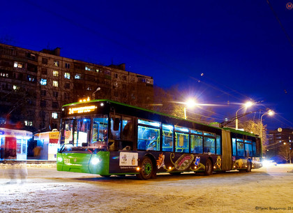 В Харькове обесточен электротранспорт из-за аварии на Запорожской АЭС. Изменены маршруты троллейбусов и трамваев