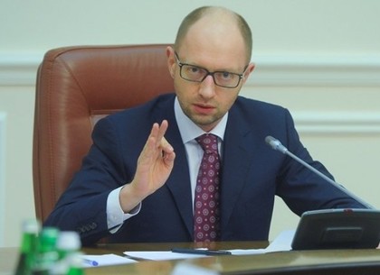 Яценюк обещает еще взвинтить тарифы для населения на энергоносители