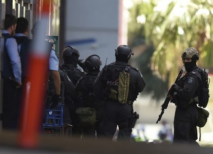 Захват заложников в Сиднее: полиция вступила в переговоры