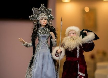 В Бузке открылся новогодний «Сезон кукол»