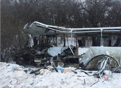 В ДТП на Донетчине погибли 13 бойцов Нацгвардии и пострадал 21. Раненых эвакуируют в Харьков