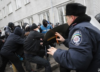 Дело милиционера, который приказал разогнать Евромайдан в Харькове, отправили в суд