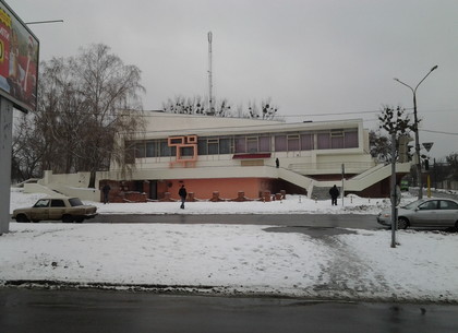 Кинотеатр Современник в Харькове в 90-х годах захватила мода на разгадывание кроссвордов (ФОТО)