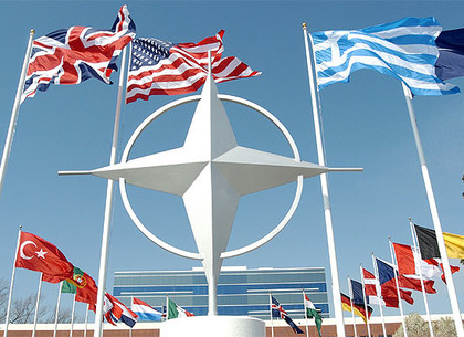 Украина инициирует срочное заседание комиссии с НАТО