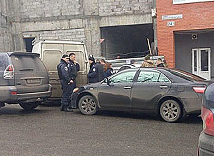 В Днепропетровске задержан вооруженный пьяный мужчина в камуфляже (ФОТО)