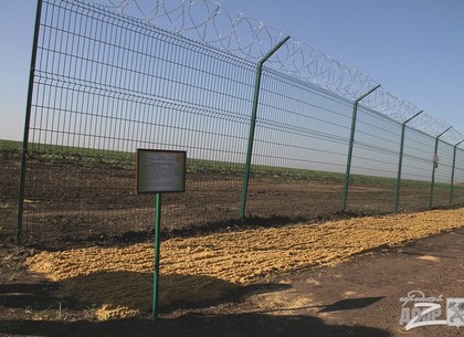 В Харькове для «Стены» между Украиной и Россией изготовили первые километры ограждения