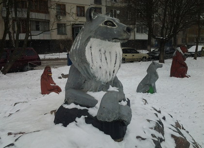 На улице Блюхера в Харькове есть совмещенная статуя Маугли (ФОТО)