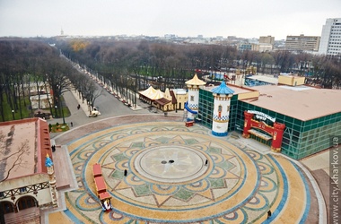 Почти половина кредита на реконструкцию парка Горького погашена - Кернес