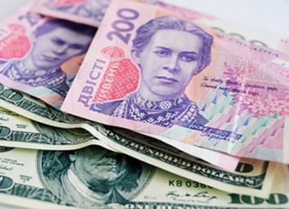 Официальный доллар чуть дороже 23 гривен