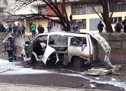 На Салтовке взорвался фургон комбата «Слобожанщины» Янголенко (ФОТО, ВИДЕО)