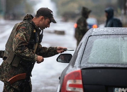 На посту ГАИ под Харьковом задержали две машины с оружием
