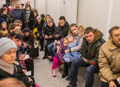 В Харькове денежную помощь получают более 20 тысяч семей переселенцев