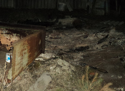 На Харьковщине пенсионерка сжигала мусор и упала в огонь