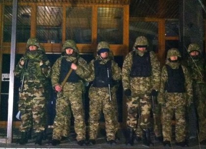Наливайченко считает, что охрану «Укрнафты» надо разоружить